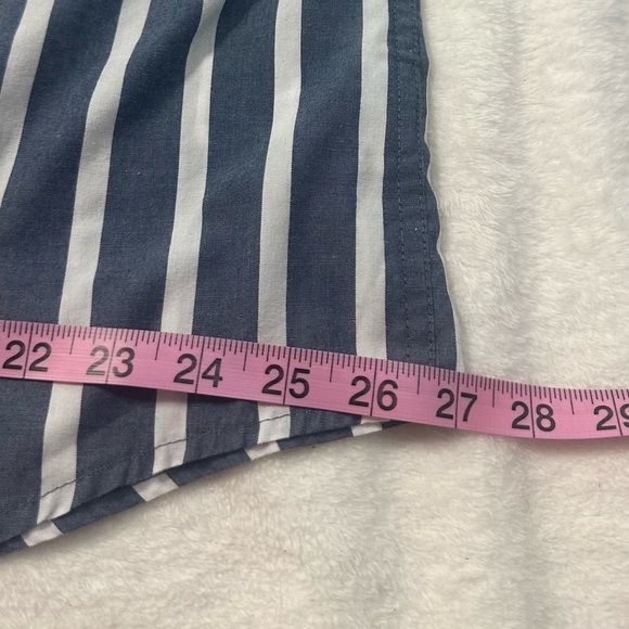 Chaps White and Gray Casual Button Down Shirt Relaxed Fit - Picture 9 of 10